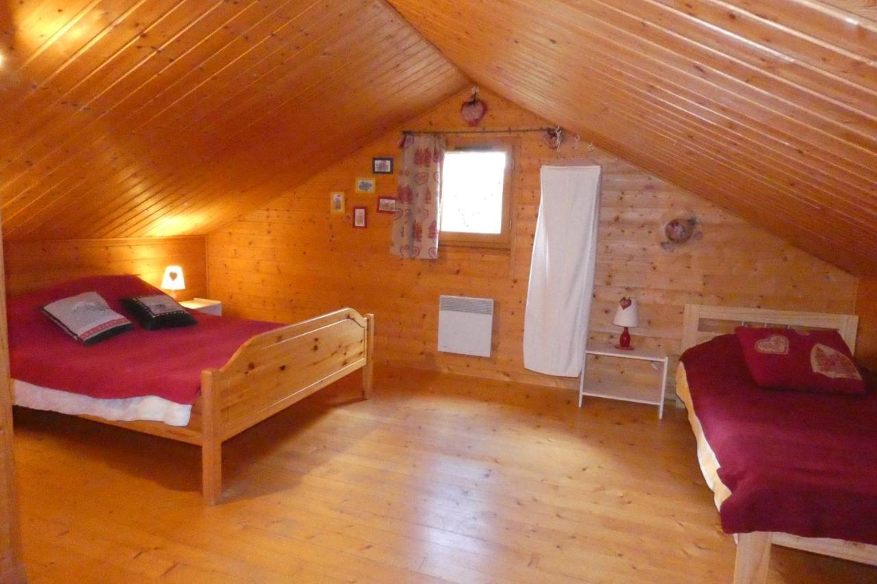 Les Chalets De La Vigne Grande Saint-Floret Εξωτερικό φωτογραφία